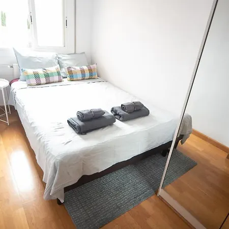 Hostel Traditional In Eixample