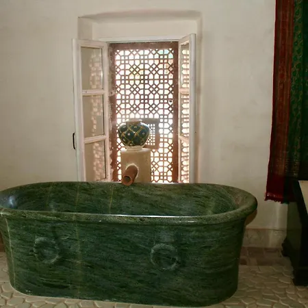 Alcazar Del Garraf Bed & Breakfast *