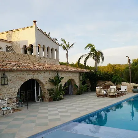 Alcazar Del Garraf Bed & Breakfast