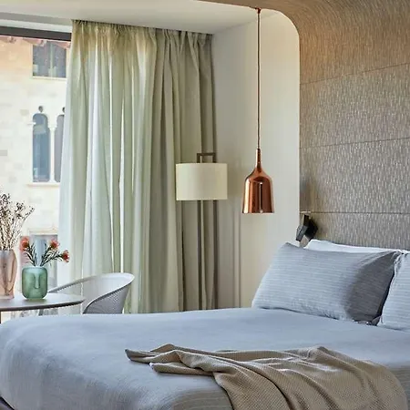 Hotel Me 5*