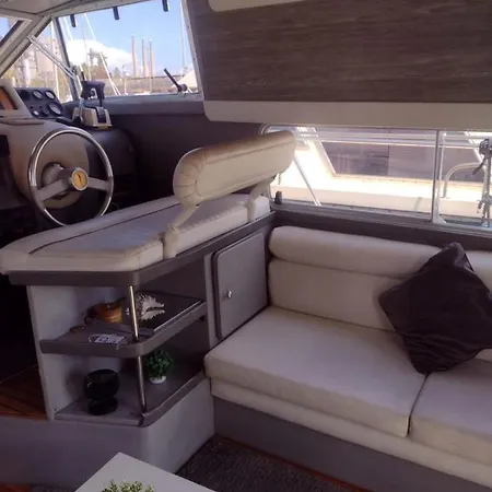 Yach Boat