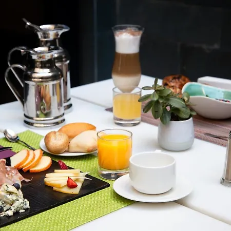 Hotel Pestana Arena Barcelona