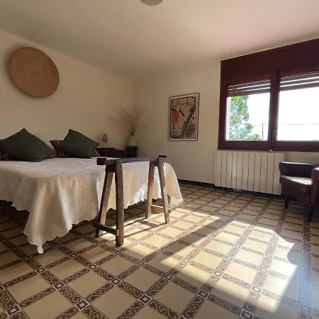 Holiday home Cal Muntanyes