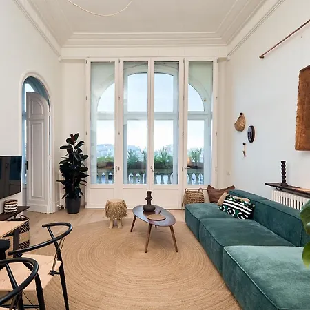 Sapo - Two Bedroom In The Heart Of Apartment Barcelona
