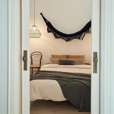 Sapo - Two Bedroom In The Heart Of * Barcelona