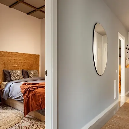 Nanay - Two Bedroom In Gracia *