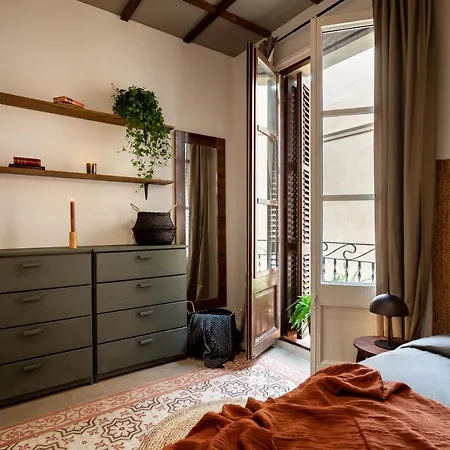 Nanay - Two Bedroom In Gracia Barcelona