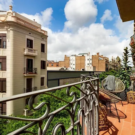 Nanay - Two Bedroom In Gracia Apartment