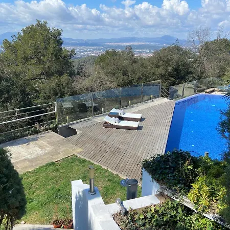 Aya House *