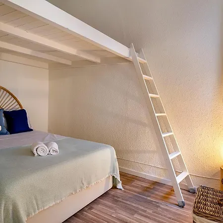 Clandestino Apartment *