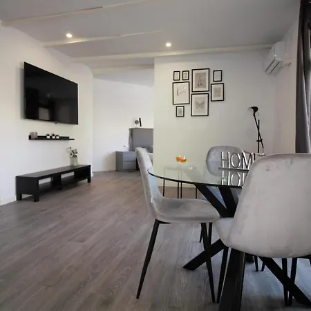Llacuna Modern Loft Close To The