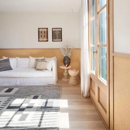 & Exclusive Desing Apartment *