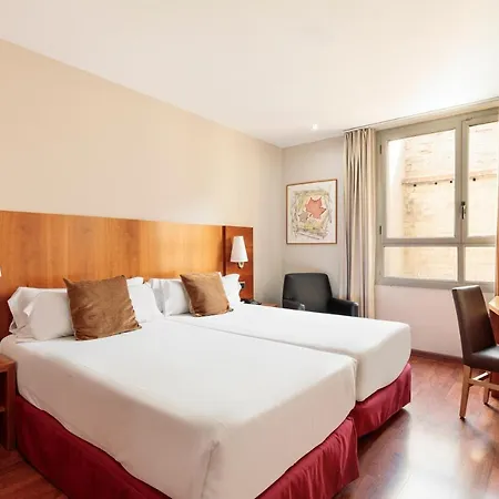 Aranea Hotel 3*