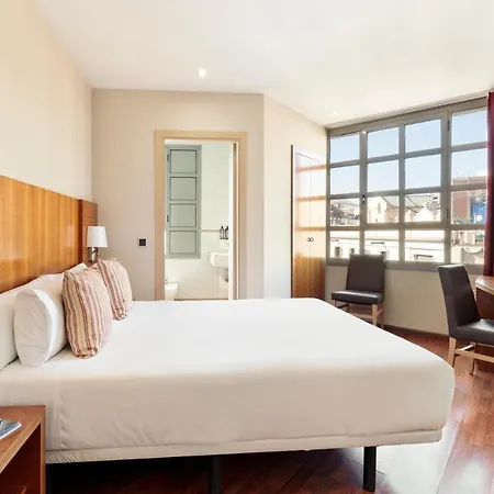 Aranea Hotel 3*