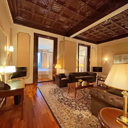 Roger De Lluria Hotel Barcellona