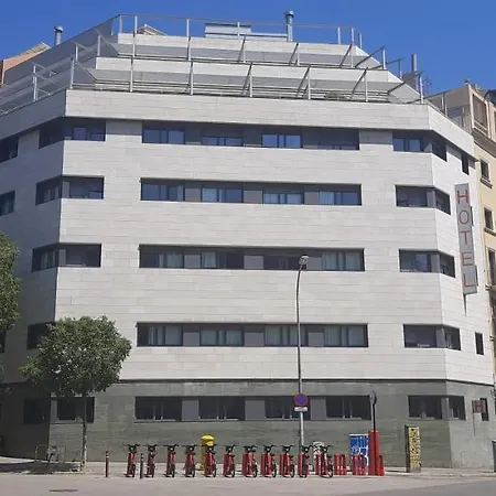 Sant Pau 3* ברצלונה