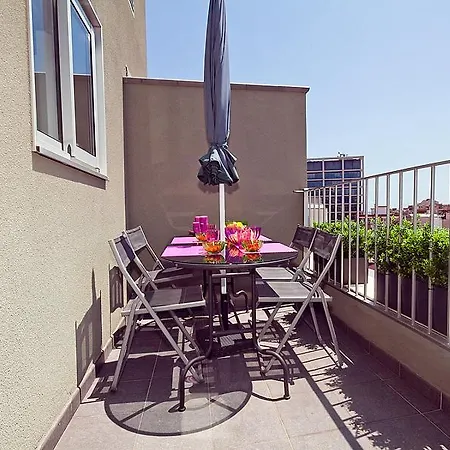 Charmsuites Nou Rambla Apartamento