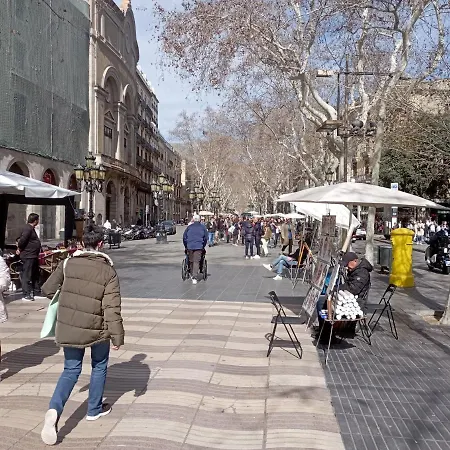מלון דירות Rambla108
