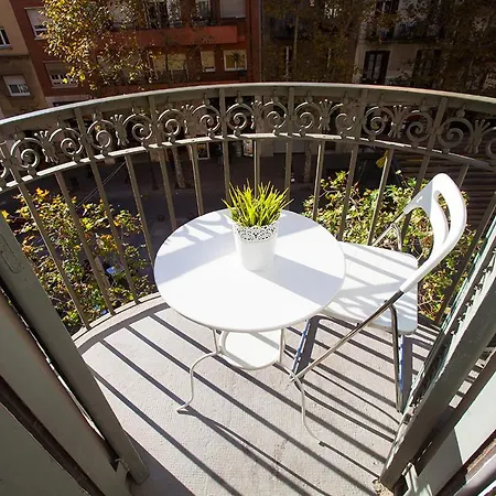 Gaudi Sagrada Familia Apartment