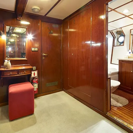 Botel Southern Cross Barcelona