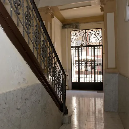 Gaudi-sant Pau Apartment Barcelona