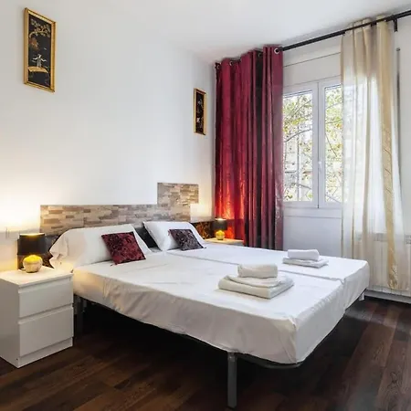 4- Bedroom In Gracia Village Apartment *
