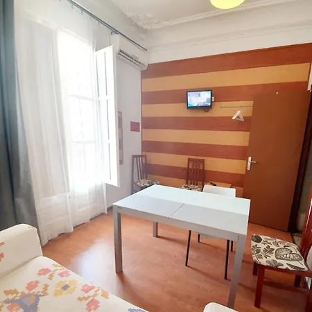 Apartamento Urgell Apartment
