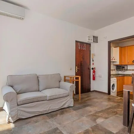 3bd With Private Terrace Right By Sagrada Familia Apartment