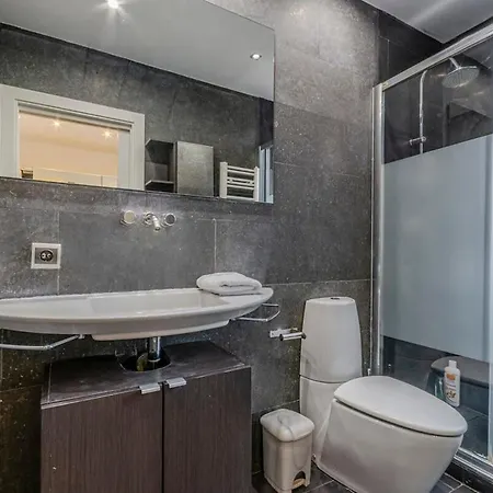 Apartment Cozy And Bright 3bd By Gran Via Barcelona
