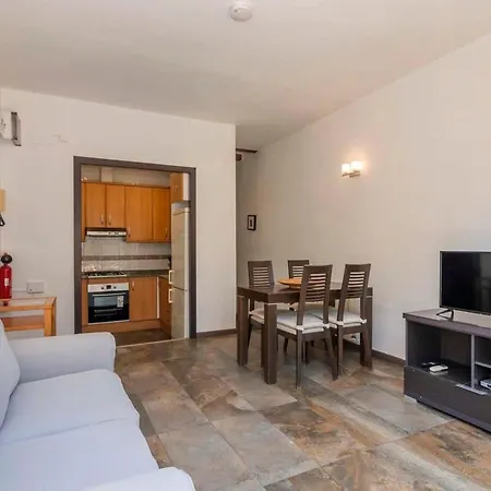 Apartment 3bd With Private Terrace Right By Sagrada Familia *
