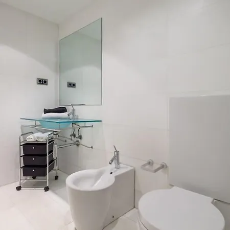 Apartment 3bedroom Duplex With Balcony In Plaza Cataluna Barcelona