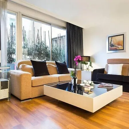 And Elegant 4 Bedroom By Placa Catalunya * Barcellona
