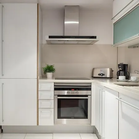 3bedroom Duplex With Balcony In Plaza Cataluna Apartment Barcelona