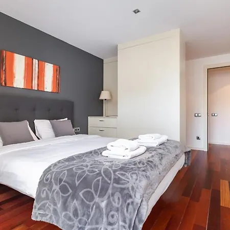 Apartment 3bedroom Duplex With Balcony In Plaza Cataluna