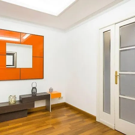 Apartment And Elegant 4 Bedroom By Placa Catalunya *