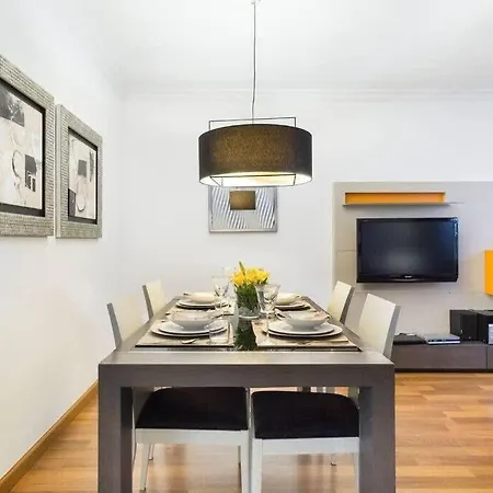 Apartment And Elegant 4 Bedroom By Placa Catalunya Barcelona
