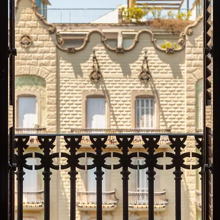 3-bedroom Penthouse With Terrace In Eixample Lägenhet *