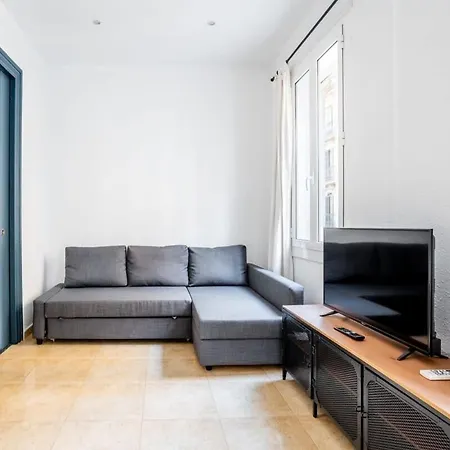 Private Terrace Attico 3bd In Gran De Gracia Barcelone