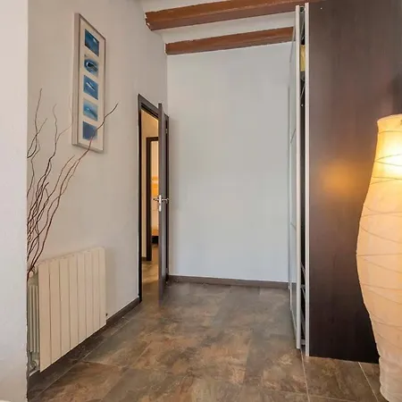 Apartment 3bd With Private Terrace Right By Sagrada Familia *