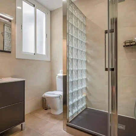 3bd With Private Terrace Right By Sagrada Familia Apartment