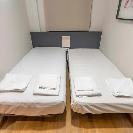 Lägenhet 2 Bedroom With Balcony In Eixample 1-1