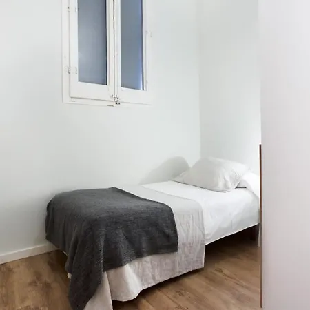 아파트 Bright And Modern 2bedroom In Ramblas 2 1a 바르셀로나