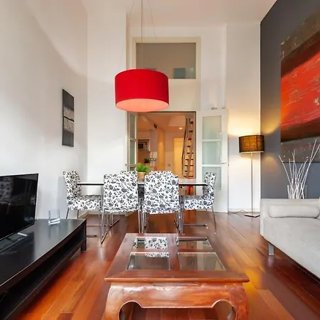 3bedroom Duplex With Balcony In Plaza Cataluna Barcelona