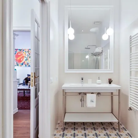 Casa Batllo - Luxury Historic 4bd 4bth For 9 Guests Apartment Barcelona