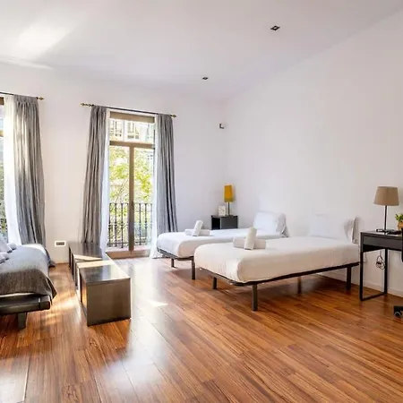 Comfortable And Huge 4bd - 2bth Rambla Catalunya Apartment Barcelona