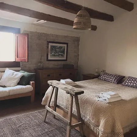 Holiday home Cal Muntanyes