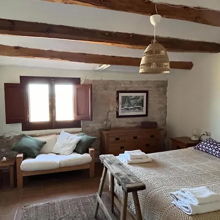 Cal Muntanyes Holiday home *