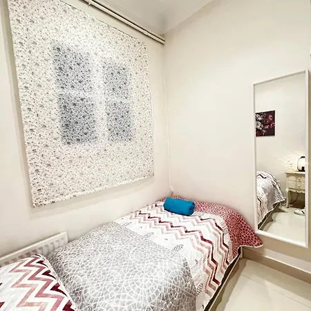 Gran Via Bed & Breakfast *