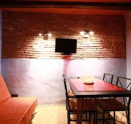 Apartamento La Boqueria 4 Apartment *