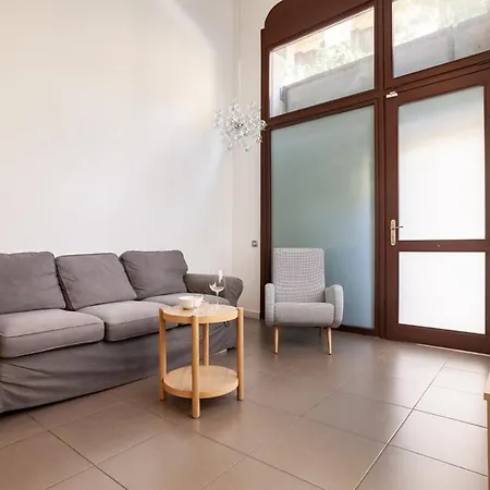 Modern And Bright 4bd Triplex In Paralel! Barcelona
